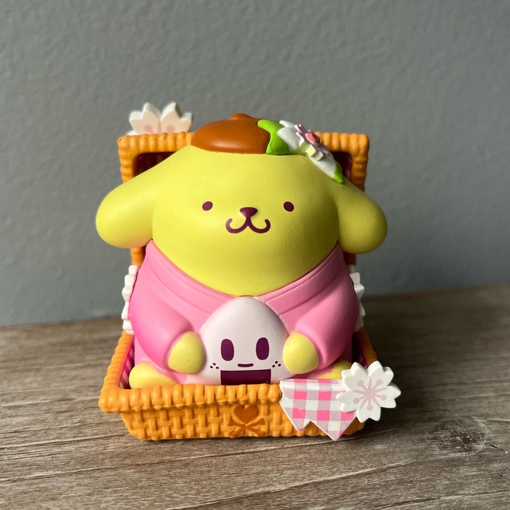 Tokidoki X Hello Kitty and Friends Series 3 Cherry Blossom Figure - Pompompurin